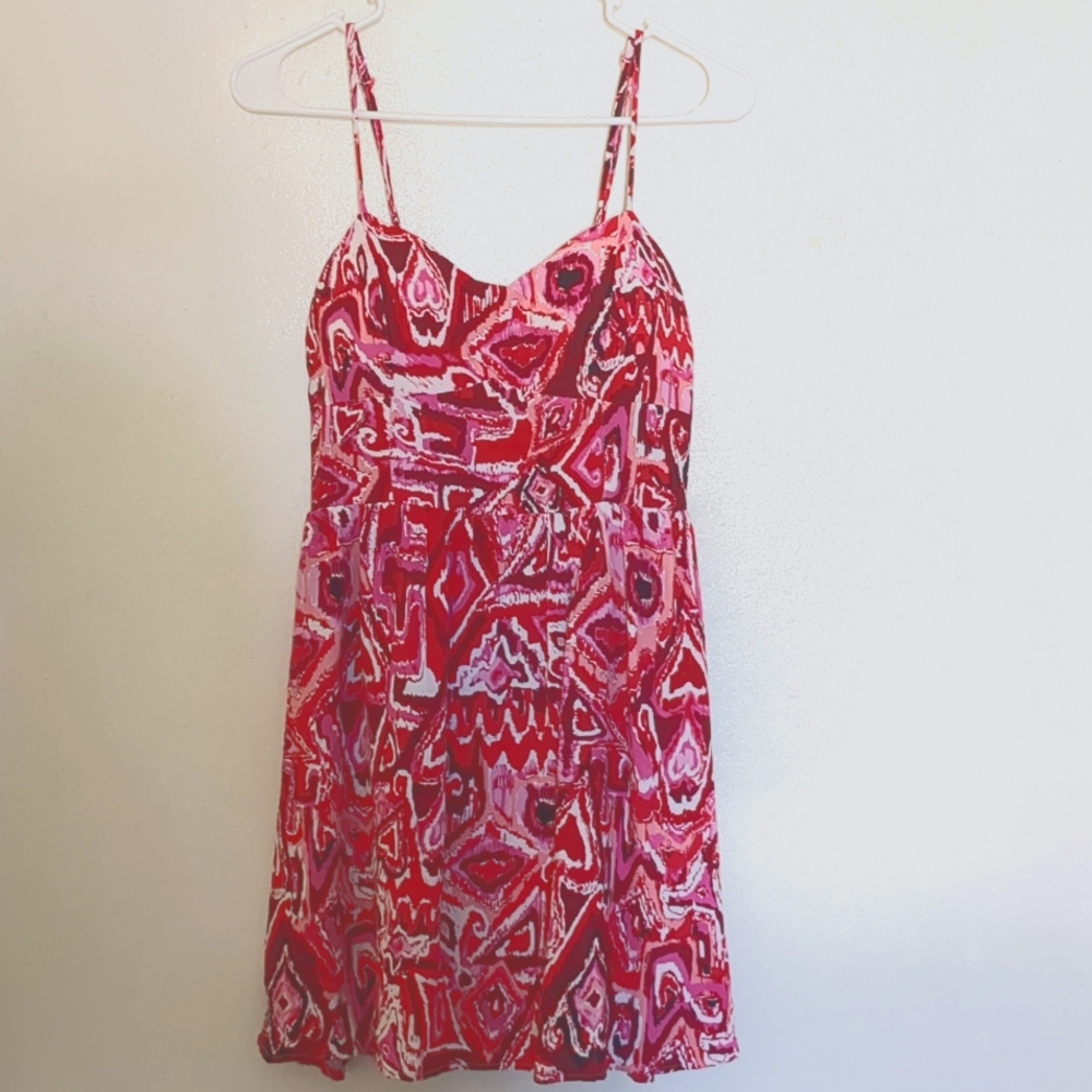 Pink print summer dress.